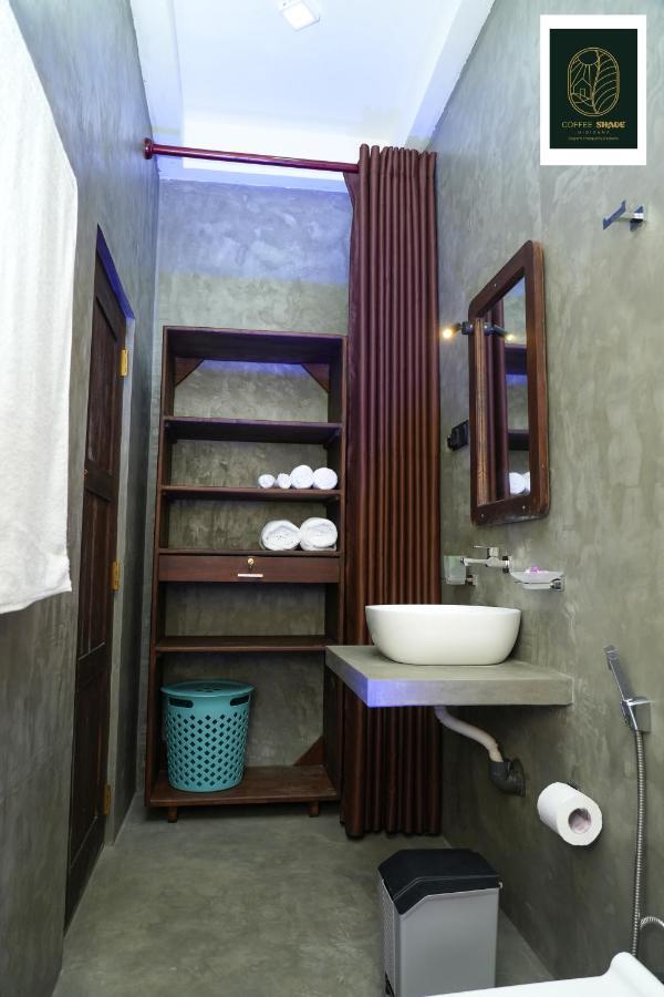 Hotel Coffee Shade Oost-Midigama